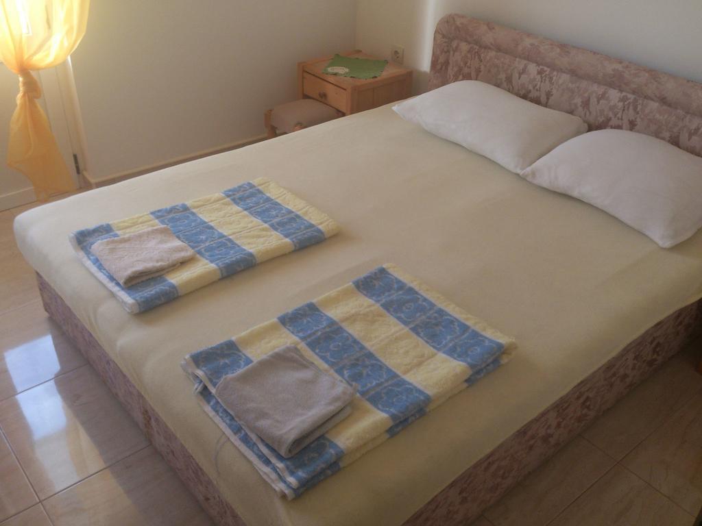 Brig Apartments Živogošće Eksteriør bilde